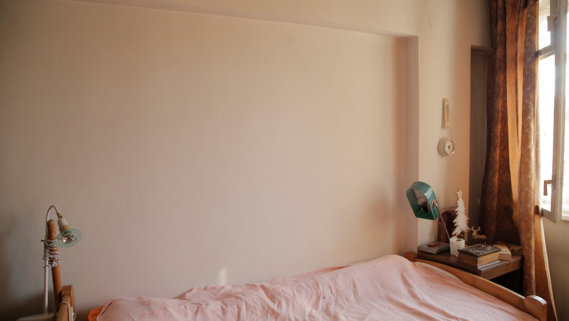Ep003_GradnmasBedroom